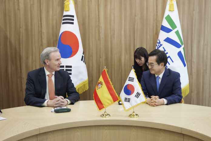 주한+스페인+대사+면담(2)